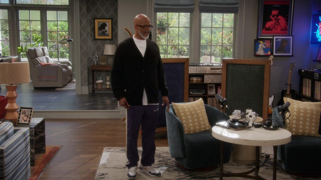 Palm Angels Pants and Nike Shoes in Poppa's House S01E07 “Brokeback” (2024) (Image 7)