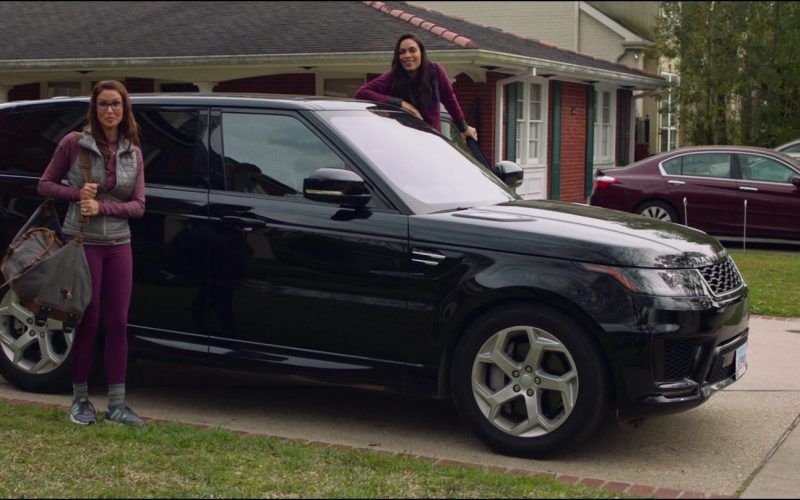 Patagonia Vest and Adidas Sneakers Worn by Shannon Elizabeth in Jay and Silent Bob Reboot (2019) (Image 1)