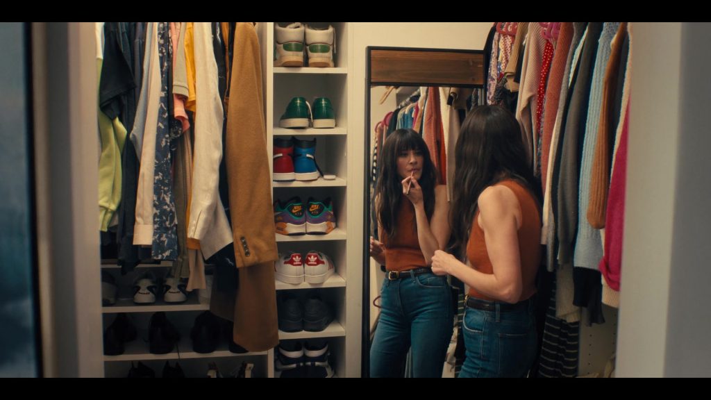 Paul Smith, Nike Air Jordan, Adidas Shoes in Nobody Wants This S02E09 “Crossroads” (2025) (Image 12)