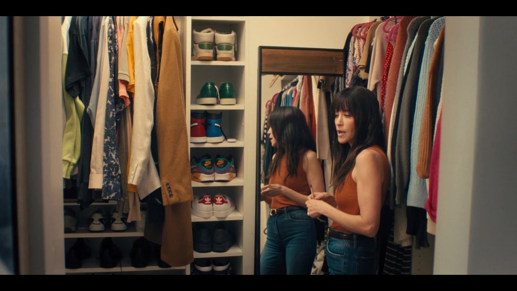 Paul Smith, Nike Air Jordan, Adidas Shoes in Nobody Wants This S02E09 “Crossroads” (2025) (Image 9)