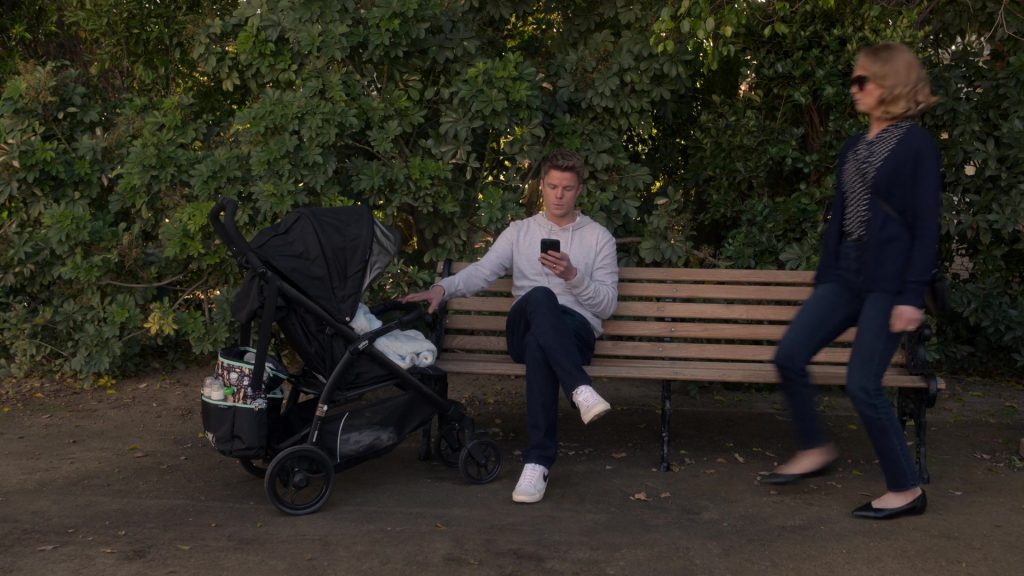 Peg Perego Stroller, Nike Shoes in Leanne S01E09 “Chipmunk in the Drywall” (2025) (Image 4)