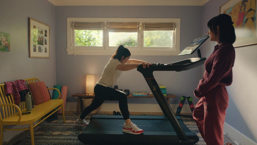 Peloton Treadmill, Nike Shoes and Hydro Flask in No Good Deed S01E03 “Letters of Intent” (2024) (Image 4)