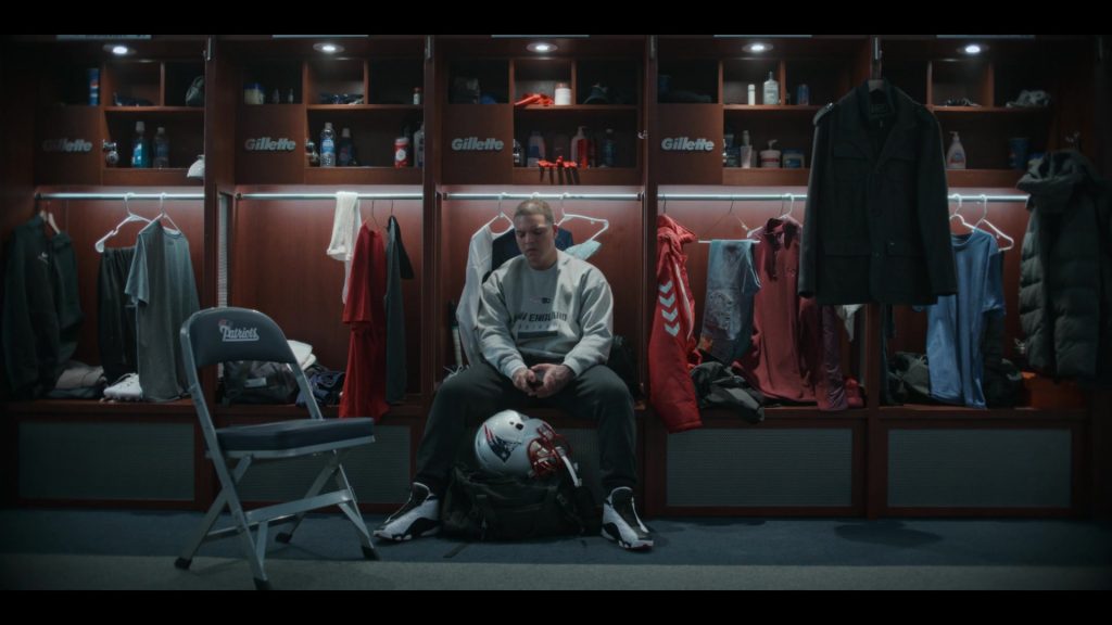 Pepsi Cup, Gillette, Old Spice, Aquafina, Nike Air Jordan Sneakers in American Sports Story S01E05 “The Man” (2024) (Image 1)