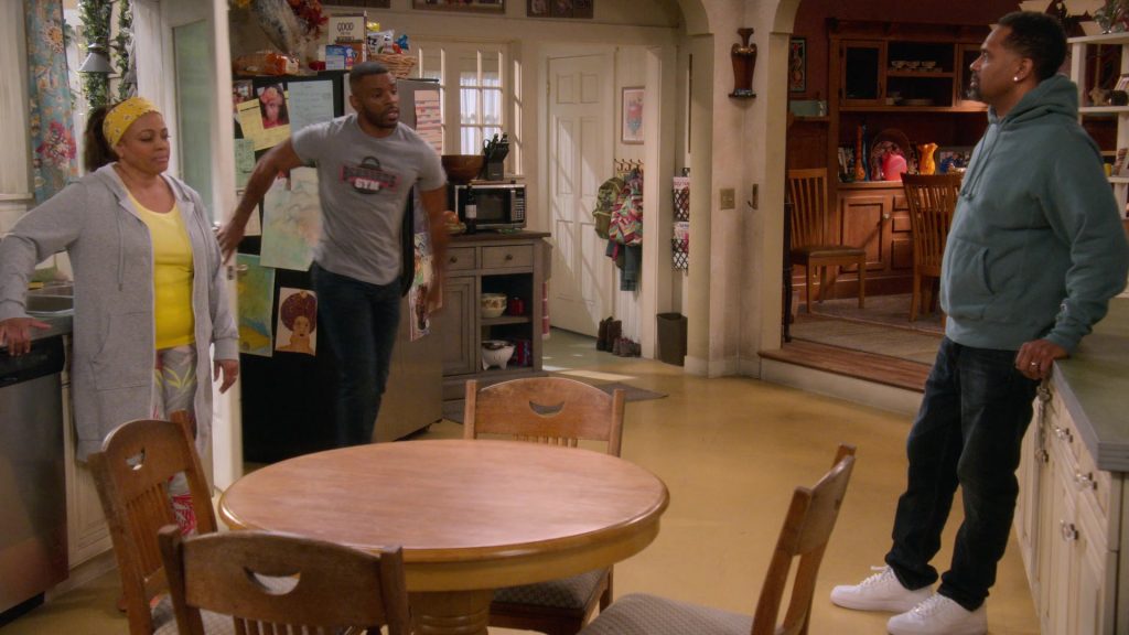 Pop-Tarts and UTZ Snacks, Nike Sneakers in The Upshaws S06E06 “Who, Me” (2025) (Image 2)