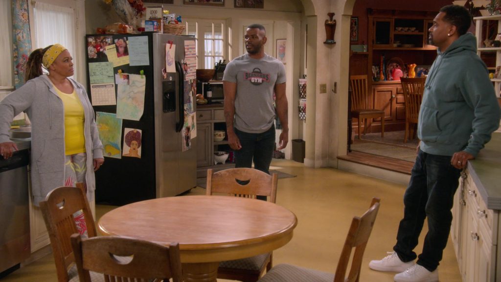 Pop-Tarts and UTZ Snacks, Nike Sneakers in The Upshaws S06E06 “Who, Me” (2025) (Image 4)