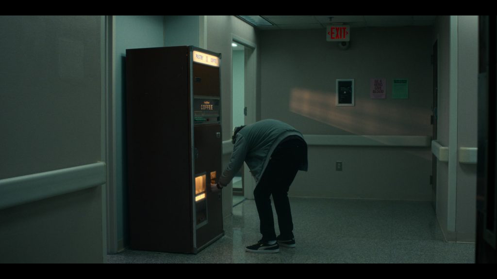 Puma (1) Sneakers in Stranger Things S05E02 “Chapter Two – The Vanishing of” (2025) (Image 2)