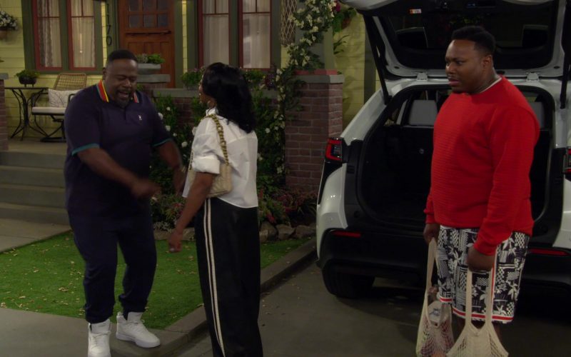 Puma (2) Caven 2.0 Mid sneakers in The Neighborhood S08E11 “Welcome to the Baby Proofing” (2026) (Image 1)
