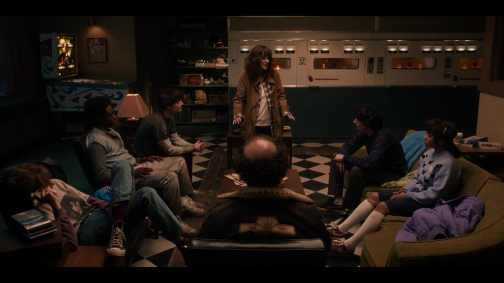 Puma (2) Shoes in Stranger Things S05E05 “Chapter Five – Shock Jock” (2025) (Image 9)