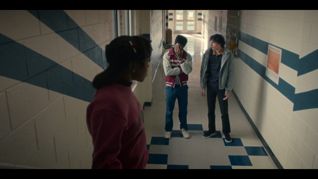Puma (2) Sneakers in Stranger Things S05E03 “Chapter Three – The Turnbow Trap” (2025) (Image 5)