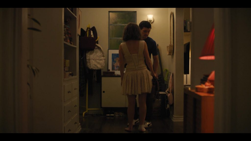 Puma (4) Shoes in I Love LA S01E07 “Divas Down” (2025) (Image 2)