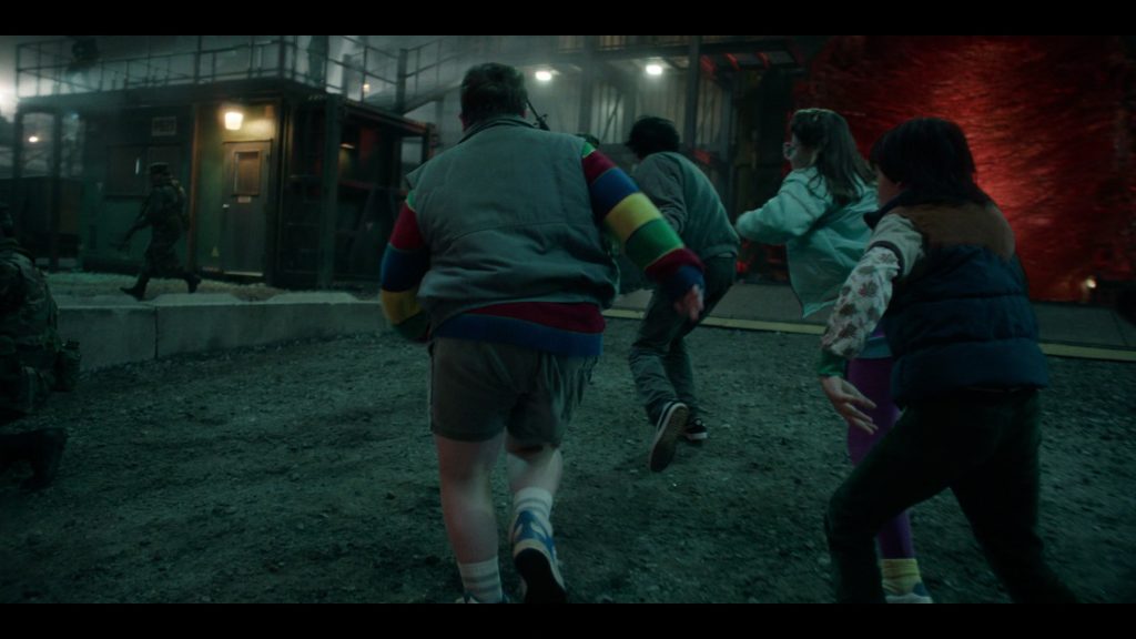 Puma (4) Shoes in Stranger Things S05E04 “Chapter Four – Sorcerer” (2025) (Image 4)