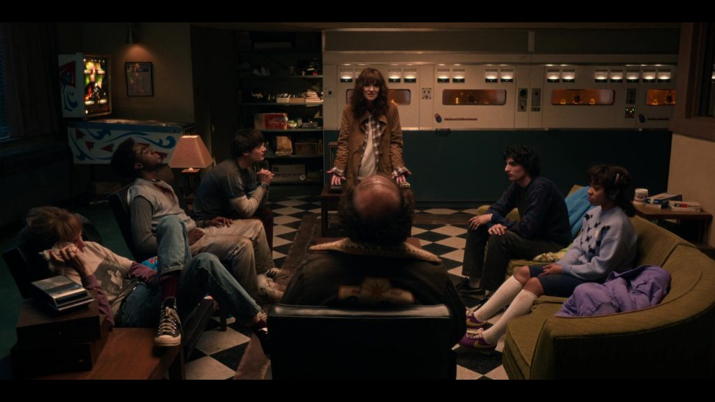Puma (4) Shoes in Stranger Things S05E05 “Chapter Five – Shock Jock” (2025) (Image 4)