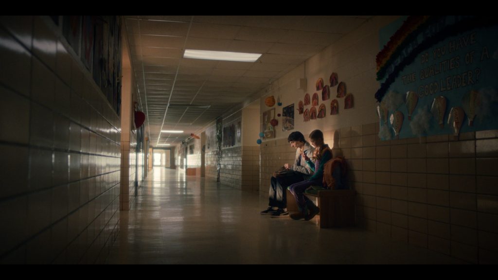 Puma (4) Sneakers in Stranger Things S05E01 “Chapter One – The Crawl” (2025) (Image 6)