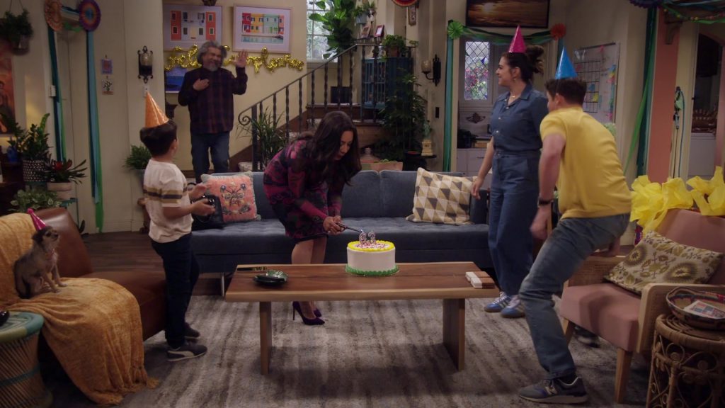 Puma, Adidas and New Balance Shoes in Lopez vs Lopez S03E04 “Lopez vs the Roast of George Lopez” (2024) (Image 1)