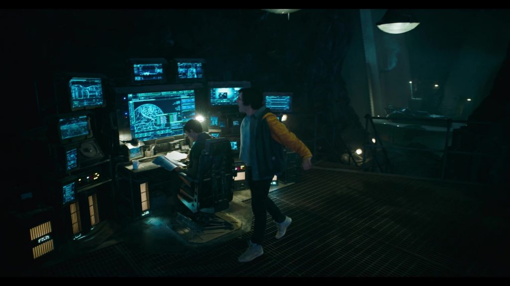 Puma Men's Shoes Worn by Ezra Miller as Barry Allen in The Flash (2023) (Image 6)