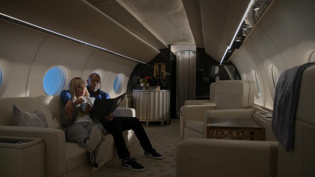 Puma Men's Sneakers in The Game S02E03 “The Calm Before the Strike” (2022) (Image 1)