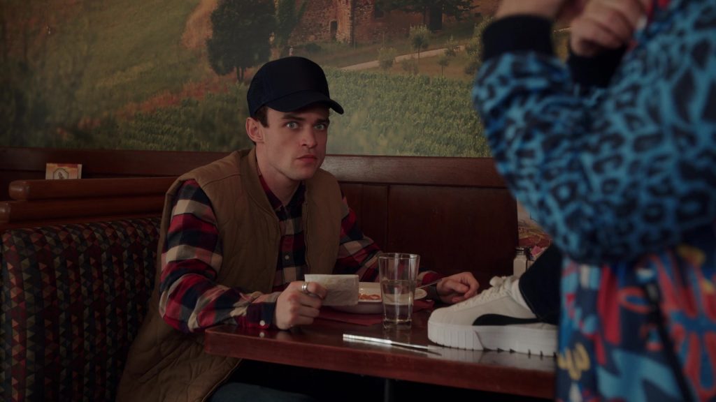 Puma Platform Sneakers in Girls5eva S03E05 “Cleveland” (2024) (Image 3)