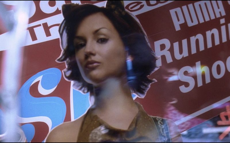 Puma Running Shoe in Josie and the Pussycats (2001) (Image 1)