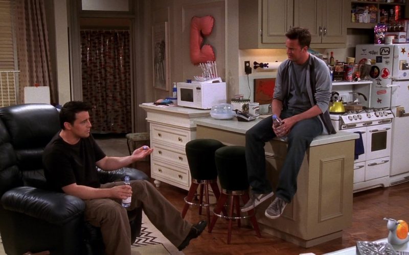 Puma Shoes Worn by Matthew Perry (Chandler Bing) in Friends Season 10 Episode 3 “The One with Ross’s Tan” (2003) (Image 1)