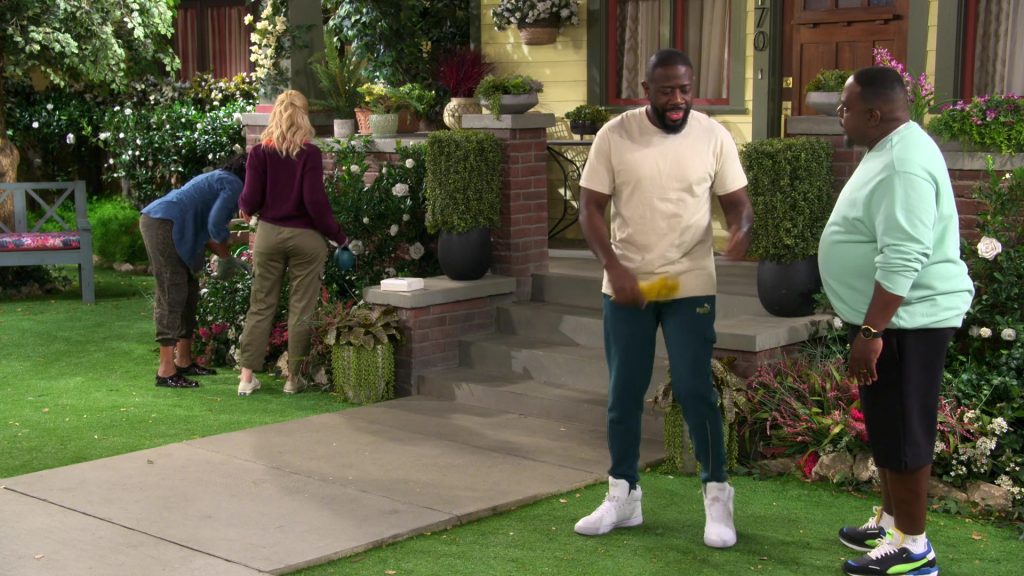 Puma Shoes in The Neighborhood S08E12 “Welcome to Murder at Sea” (2026) (Image 9)