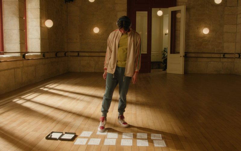 Puma Sneakers (Scene 1) in Etoile S01E04 “The Hiccup” (2025) (Image 1)