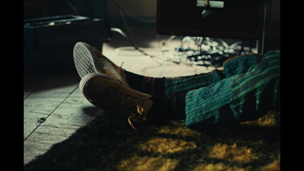 Puma Sneakers in Black Mirror S07E04 “Plaything” (2025) (Image 2)