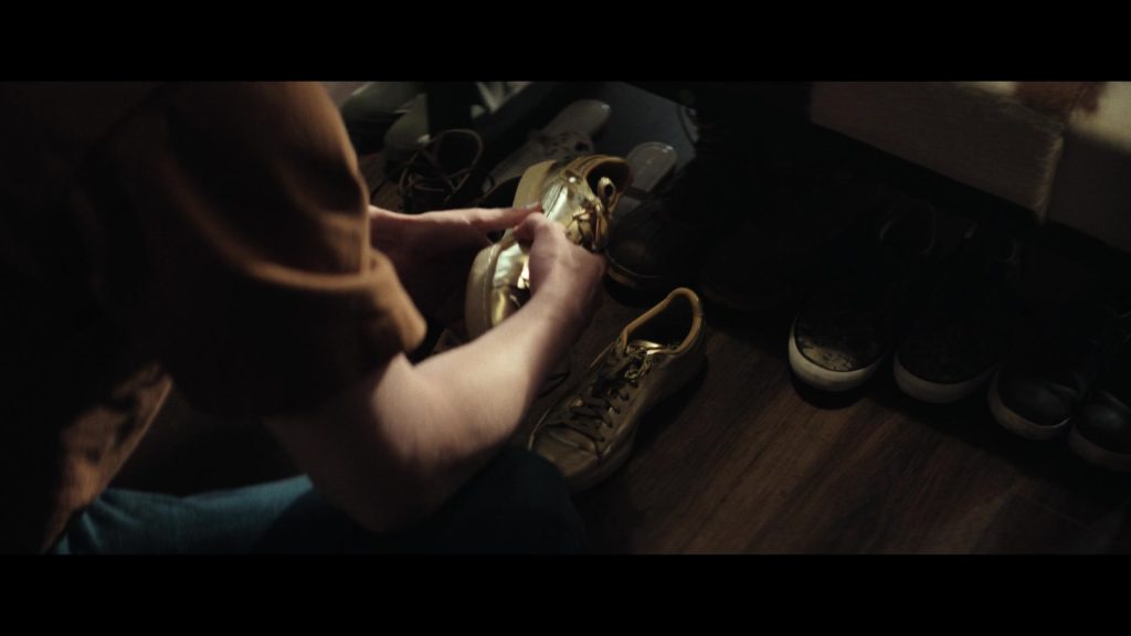 Puma Sneakers in Murdaugh Death in the Family S01E08 “The Man In the Glass” (2025) (Image 4)