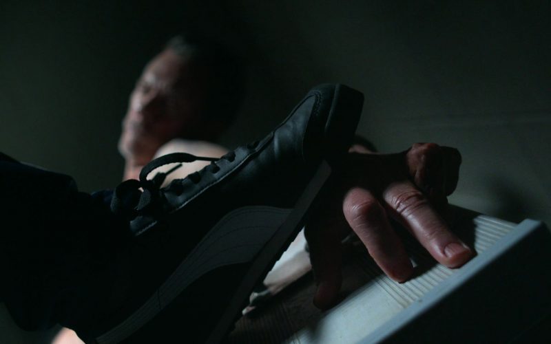 Puma Sneakers in The Bondsman S01E06 “Revelations” (2025) (Image 1)