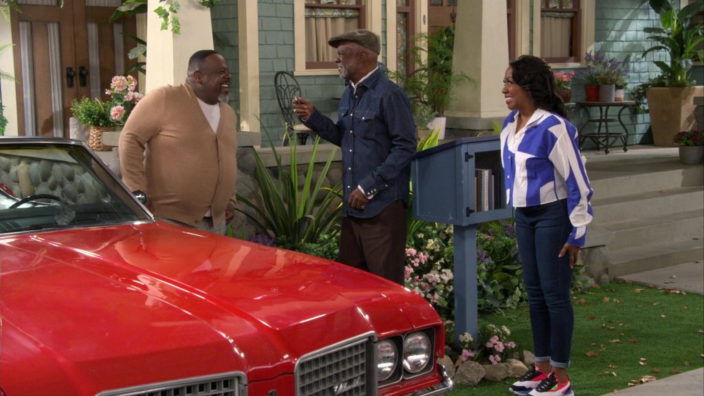 Puma Sneakers in The Neighborhood S07E06 “Welcome to Daddy Issues” (2024) (Image 23)