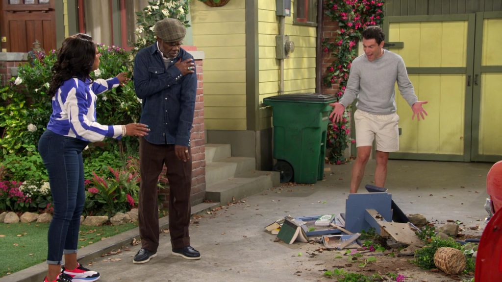 Puma Sneakers in The Neighborhood S07E06 “Welcome to Daddy Issues” (2024) (Image 4)