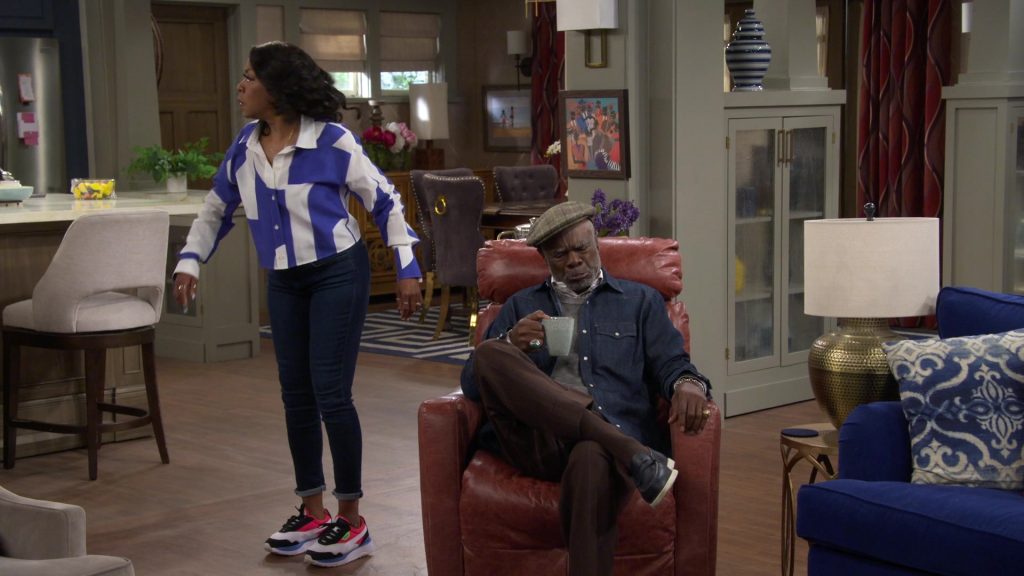 Puma Sneakers in The Neighborhood S07E06 “Welcome to Daddy Issues” (2024) (Image 7)