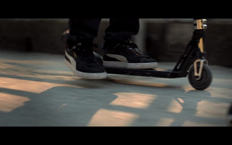 Puma Sneakers in The Spiderwick Chronicles S01E01 “Welcome to Spiderwick” (2024) (Image 1)