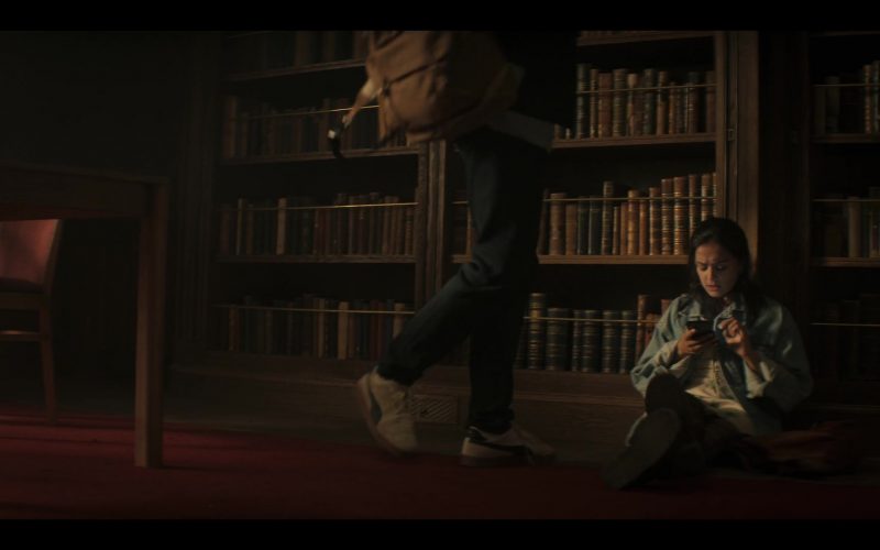 Puma Sneakers in You S04E07 “Good Man, Cruel World” (2023) (Image 1)