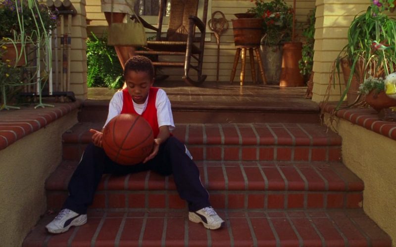Puma White Shoes of Jascha Washington in Big Momma's House (2000) (Image 1)