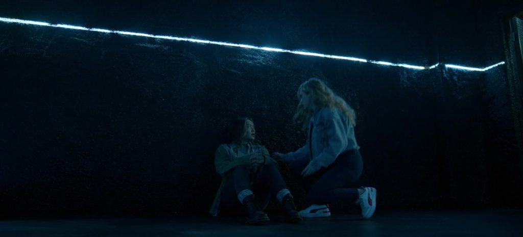 Puma Women's Sneakers in Stargirl S03E08 “Frenemies – Chapter Eight - Infinity Inc. Part Two” (2022) (Image 1)