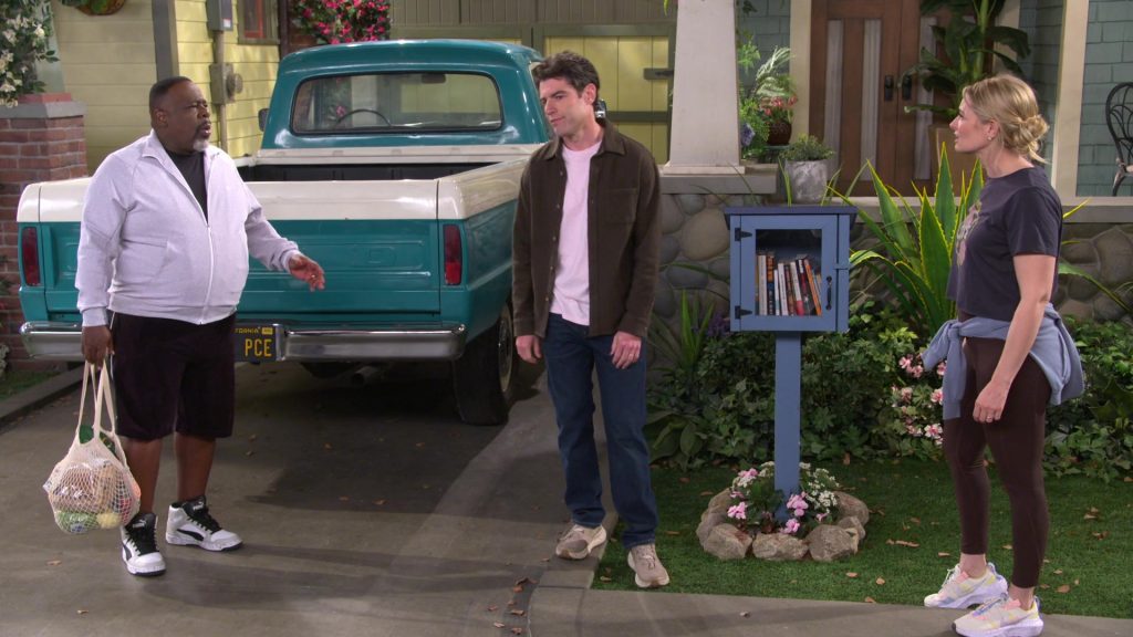 Puma and Nike Shoes in The Neighborhood S07E11 “Welcome to the e-Neighborhood” (2025) (Image 6)