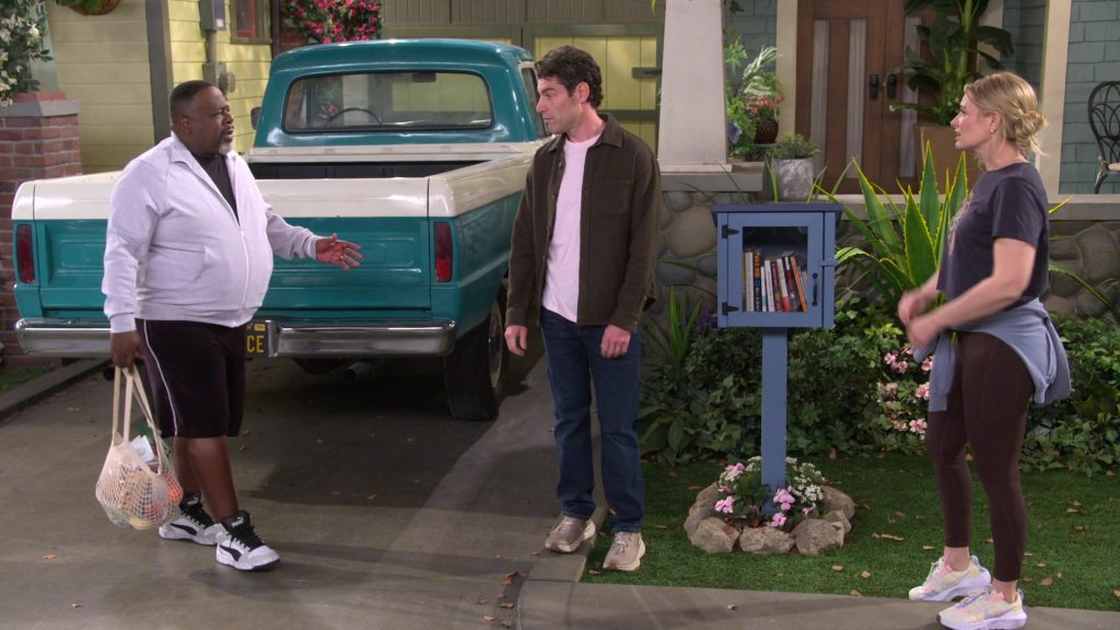 Puma and Nike Shoes in The Neighborhood S07E11 “Welcome to the e-Neighborhood” (2025) (Image 7)
