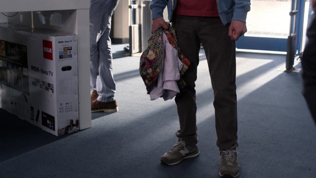 RCA TV, Roku and New Balance Shoes in Atypical Season 3 Episode 9 “Sam Takes a Walk” (2019) (Image 1)