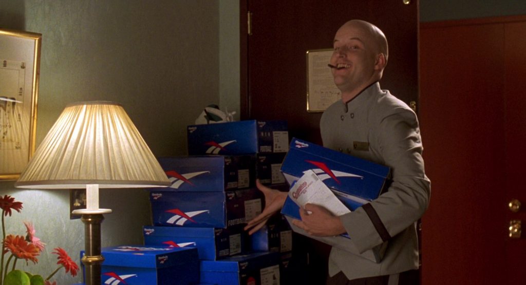 Reebok Sneakers (Boxes) in Jerry Maguire (1996) (Image 2)
