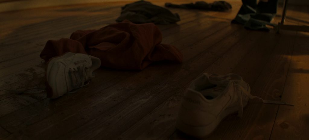 Reebok Sneakers in Fatal Attraction S01E02 “The Movie in Your Mind” (2023) (Image 1)