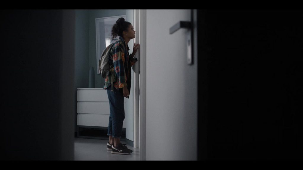Reebok Women's Sneakers Worn by Tamara Smart as young Jade Wesker in Resident Evil S01E01 “Welcome to New Raccoon City” (2022) (Image 1)
