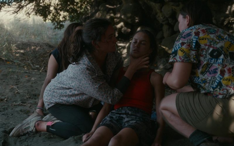 Reebok Women's Sneakers of Sarah Pidgeon as Leah Rilke in The Wilds S01E06 “Day Twelve” (2020) (Image 1)