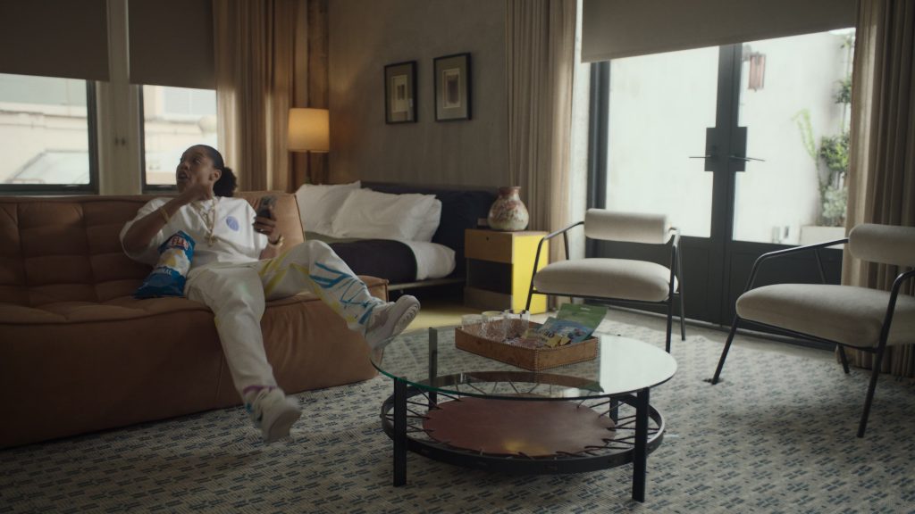 Ruffles Chips, Haribo Candies and Nike Sneakers in Rap Sh!t S02E05 “Dead End” (2023) (Image 3)