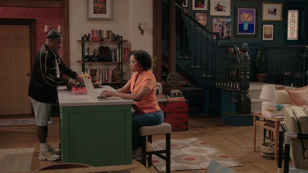 Salomon ACS Pro GTX sneaker in Crutch S01E03 “Emotional Crutch” (2025) (Image 1)