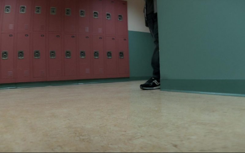 Saucony Shadow 5000 sneakers in The Audacity S01E04 “Vanitas” (2026) (Image 1)