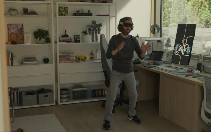 Saucony Shadow 5000 sneakers in The Audacity S01E05 “Lamplighters” (2026) (Image 1)