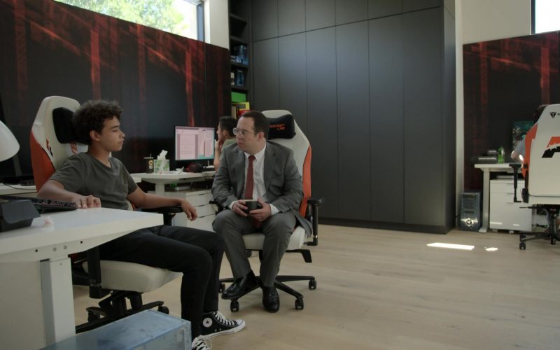 Secretlab Gaming Chairs and Converse Shoes in Players S01E03 “Braxton” (2022) (Image 1)
