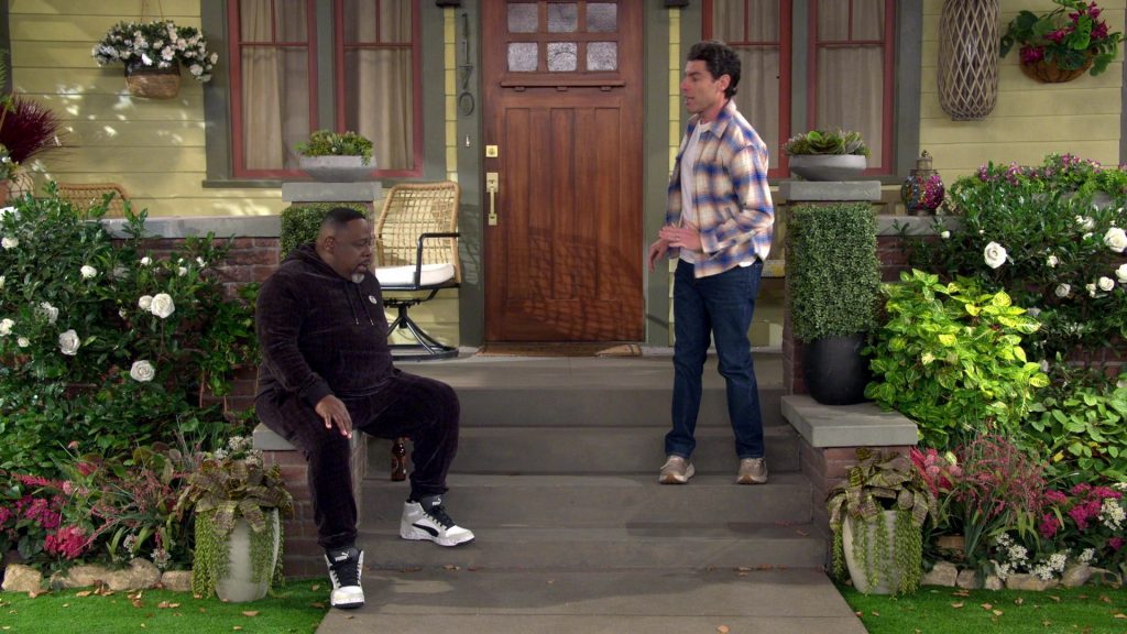 Sergio Tacchini Hoodie, Pants and Puma Sneakers in The Neighborhood S07E13 “Welcome to Not Being in It” (2025) (Image 10)