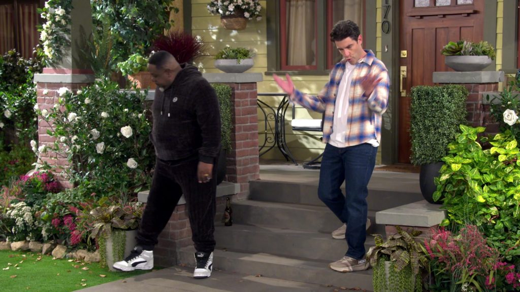 Sergio Tacchini Hoodie, Pants and Puma Sneakers in The Neighborhood S07E13 “Welcome to Not Being in It” (2025) (Image 13)