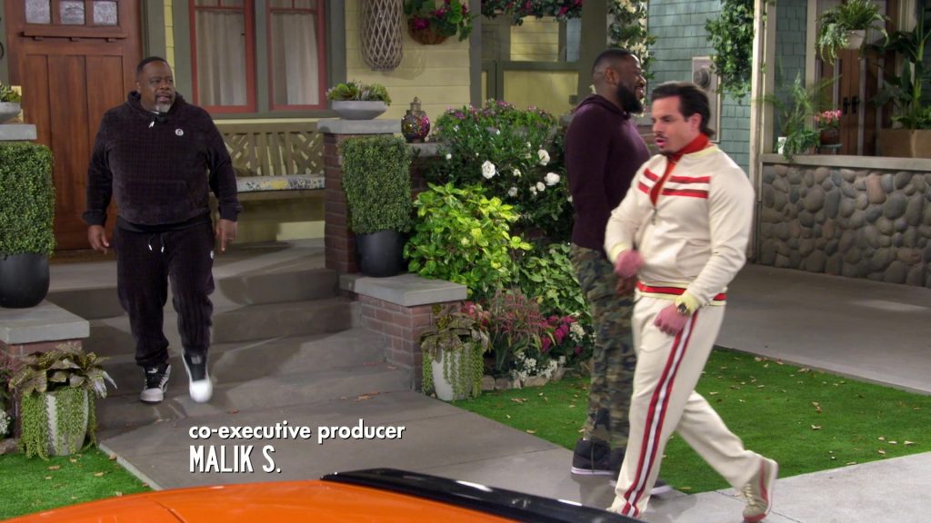 Sergio Tacchini Hoodie, Pants and Puma Sneakers in The Neighborhood S07E13 “Welcome to Not Being in It” (2025) (Image 18)